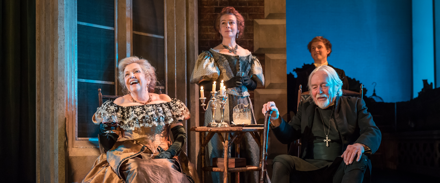 A Woman of No Importance